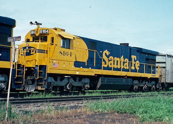 ATSF 8164 - C30-7.jpg